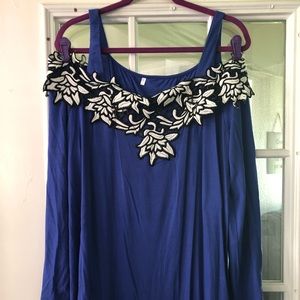 Blue open shoulder long sleeve blouse